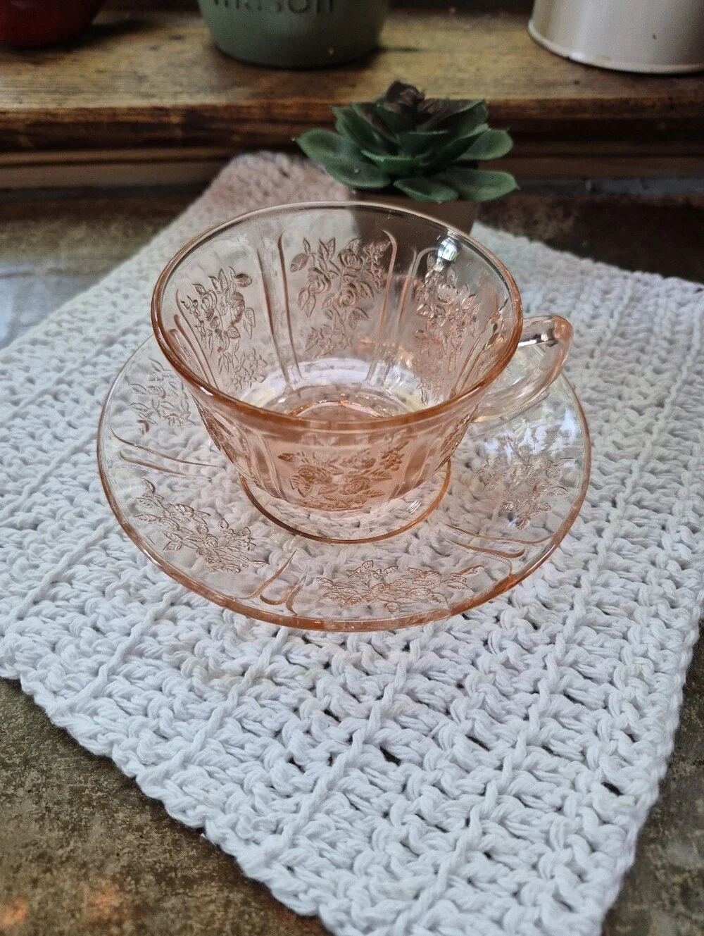 2pc. Vintage FEDERAL GLASS SHARON CABBAGE ROSE PINK TEA CUP & SAUCER Set